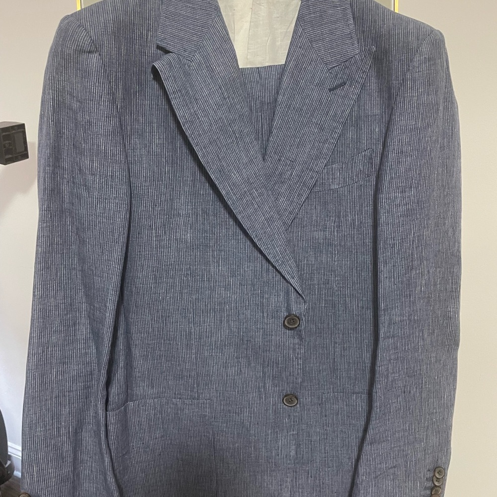 Suitsupply Blue Linen Suit